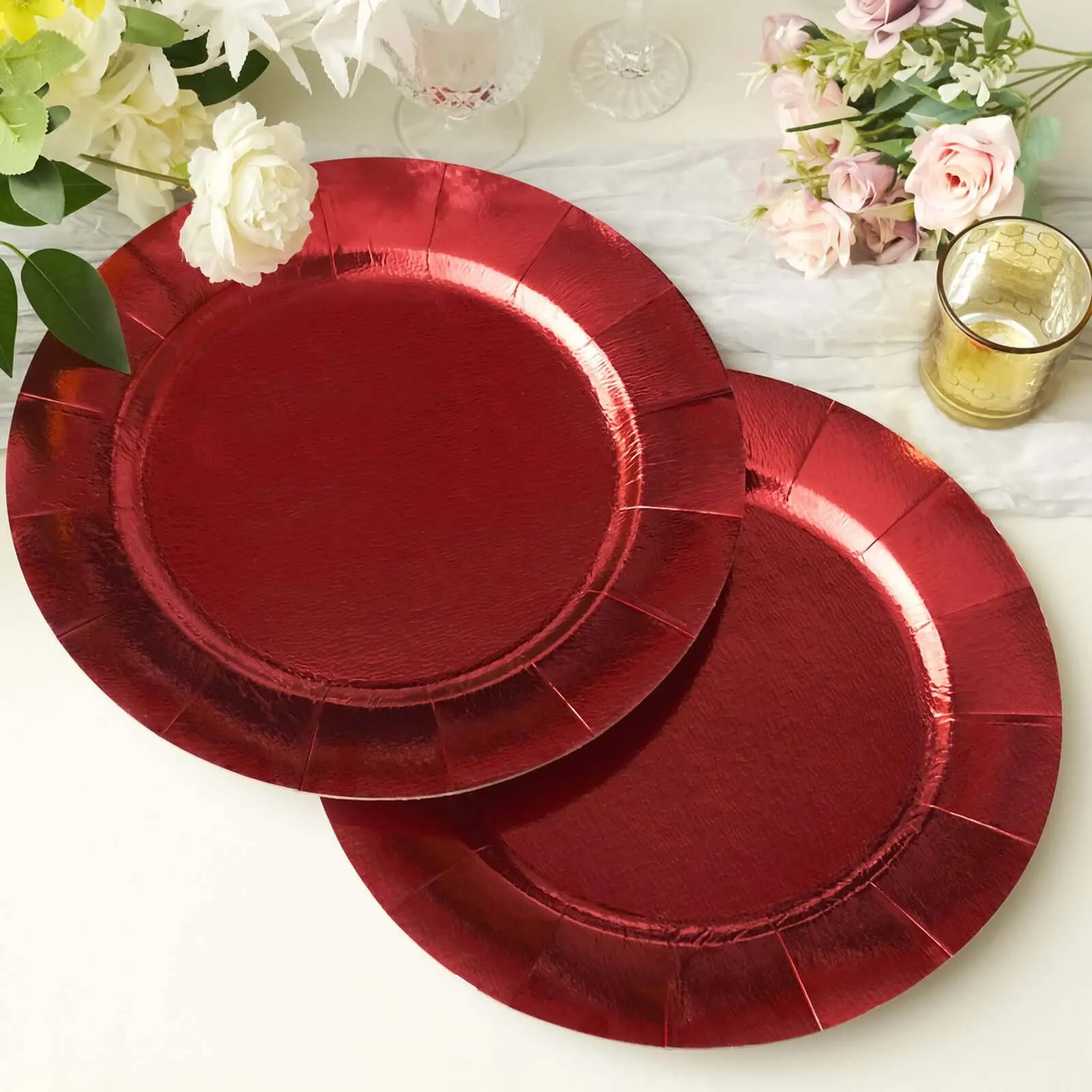 10 Pack Red Disposable 13" Charger Plates, Cardboard Serving Tray, Round with Leathery Texture - 1100 GSM