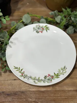 10.5” Mistletoe Porcelain Plate