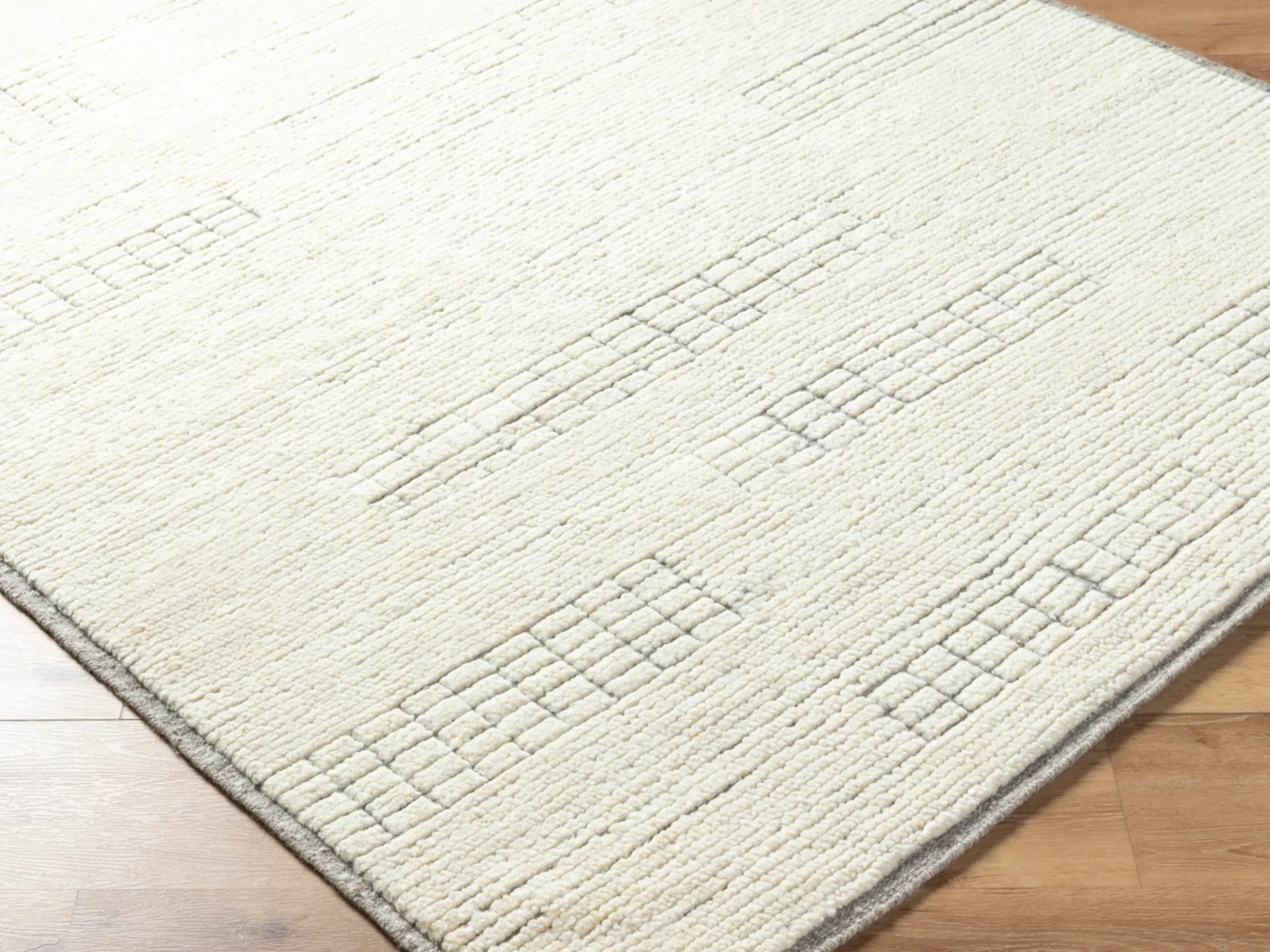 Becki Owens Davey Luxurious Hand-Knotted Indoor Area Rug - Elegant Design for Stylish Home Décor