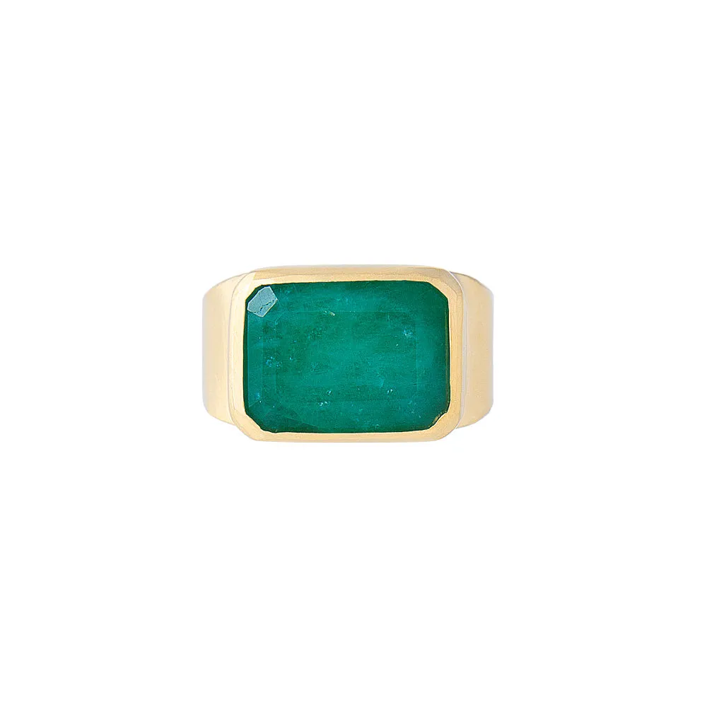 EMERALD COCKTAIL RING