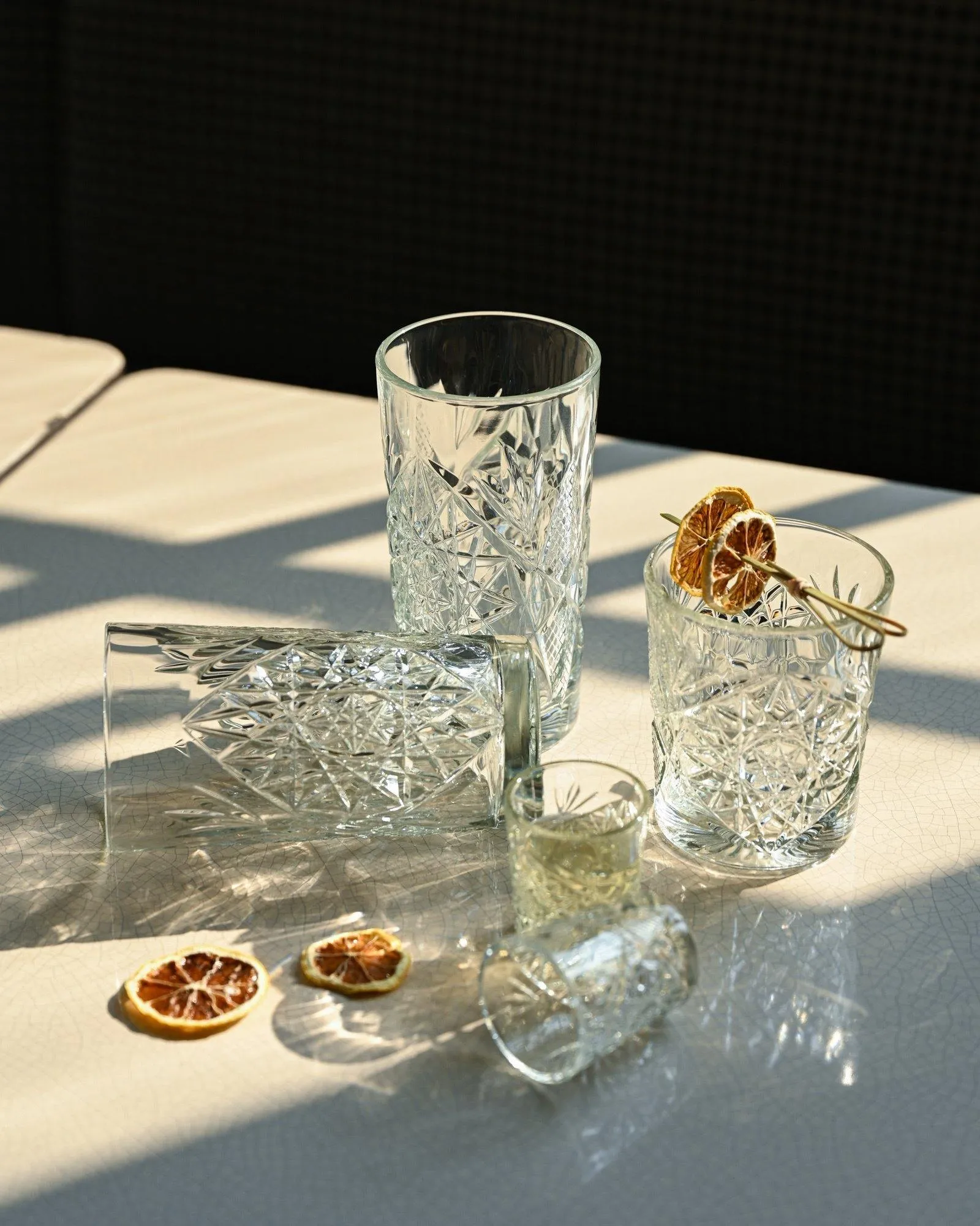 Hobstar Tumbler Glass