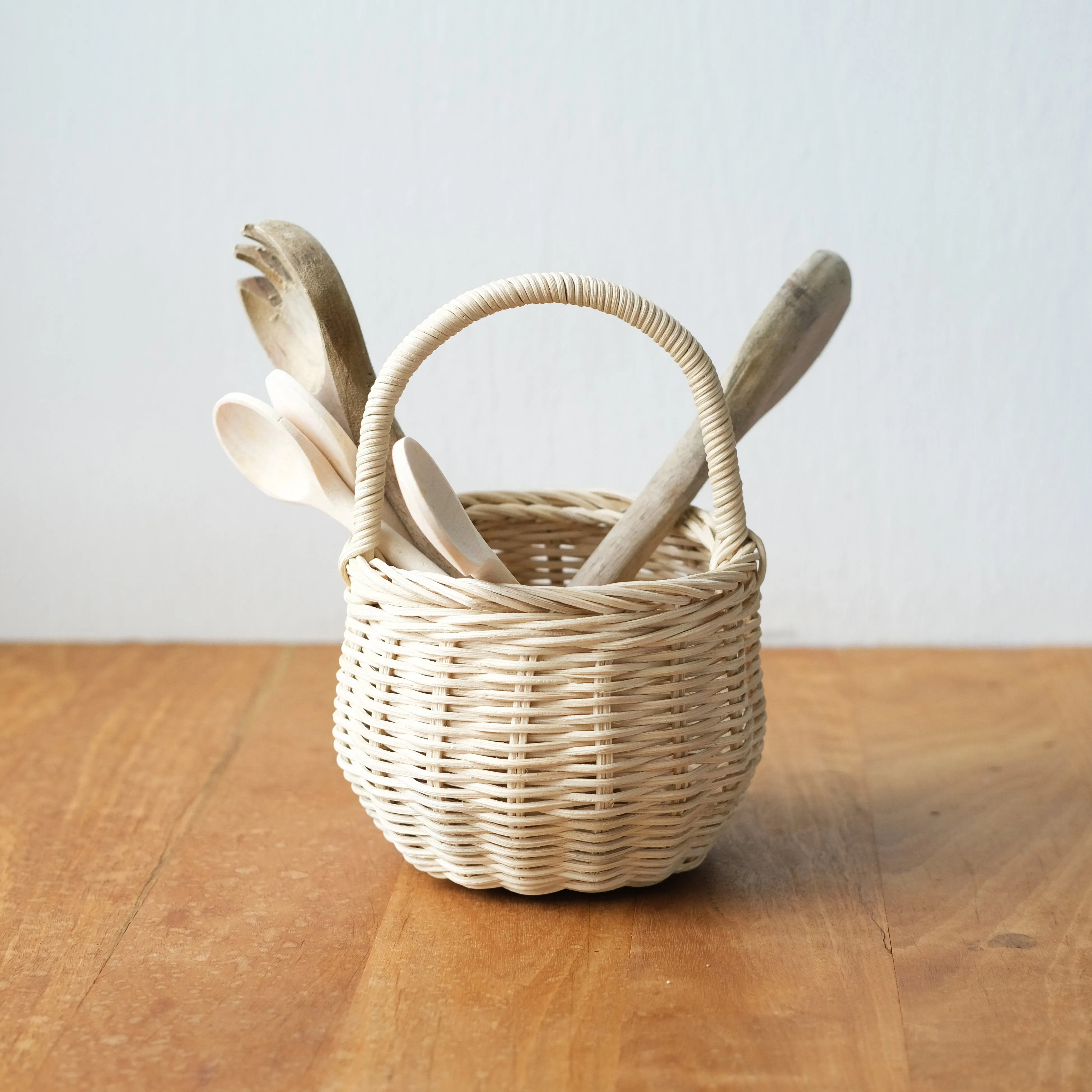 Rattan Berry Basket - Straw